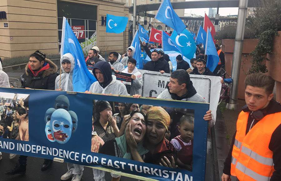 Uygur Turkleri 15a
